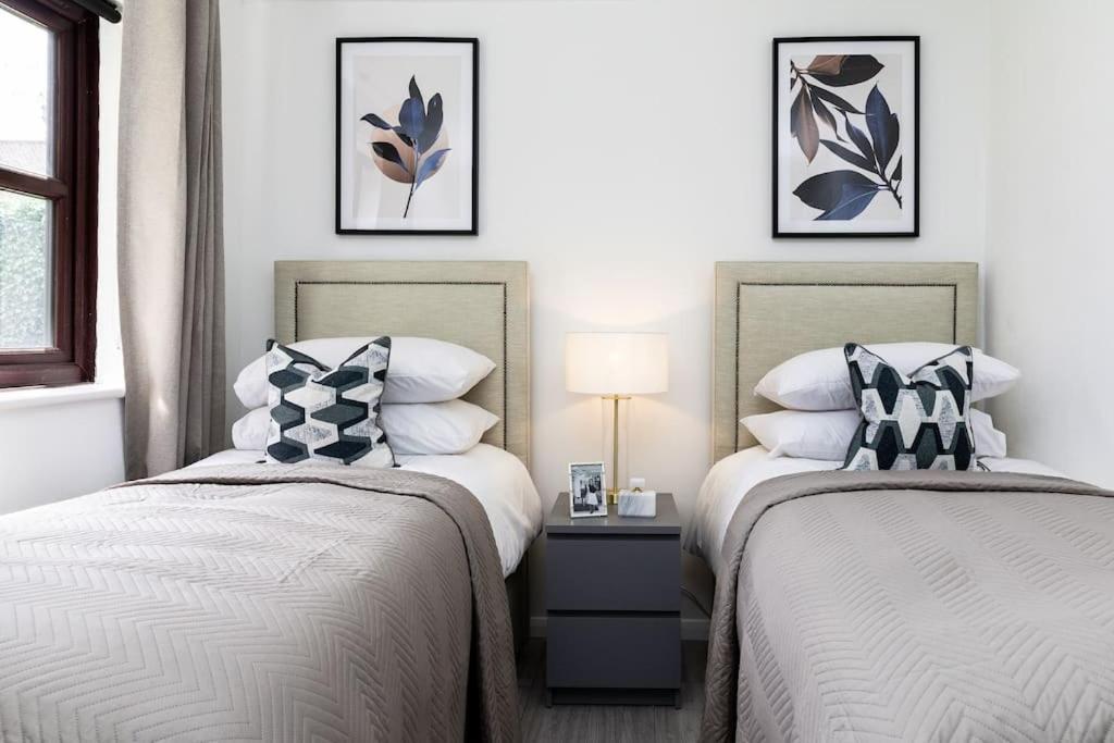Cosy Decorated Flat In Tonbridge Appartement Buitenkant foto